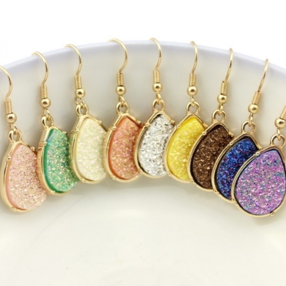 SOLD OUT - Picture 1 of 4